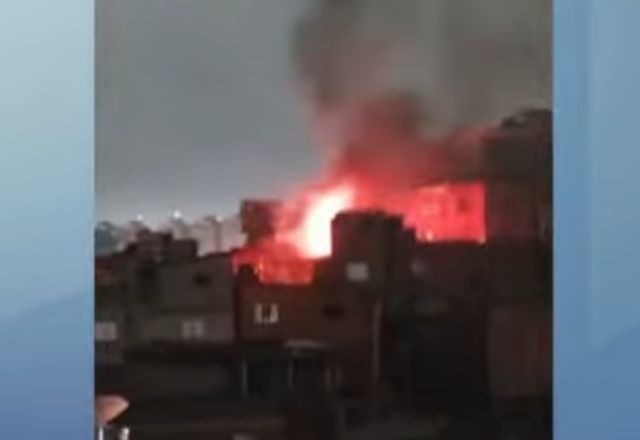Imagem da noticia Apagão em SP: Sem luz, casa pega fogo após morador usar vela