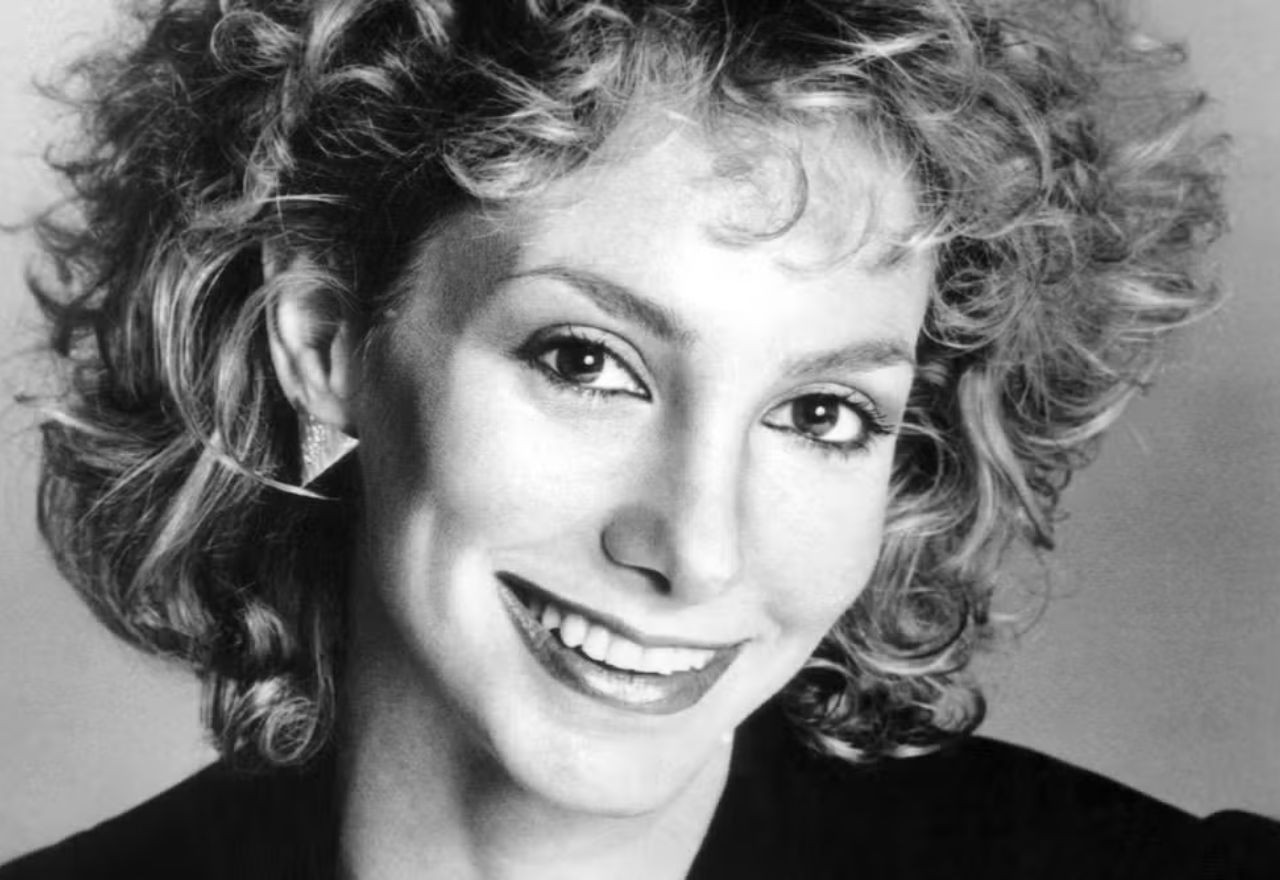 Imagem da noticia Jill Jacobson, atriz de 'Star Trek', morre aos 70 anos