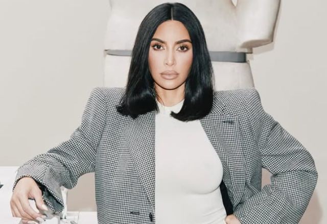 Imagem da noticia Kim Kardashian testemunha sobre assalto de US$ 6 milhões: "pensei que ia morrer"