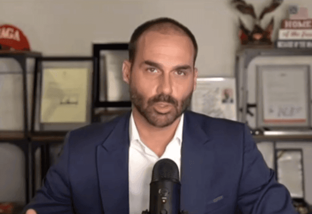 Imagem da noticia Nos EUA, Eduardo Bolsonaro participa de audiência da Câmara de maneira remota