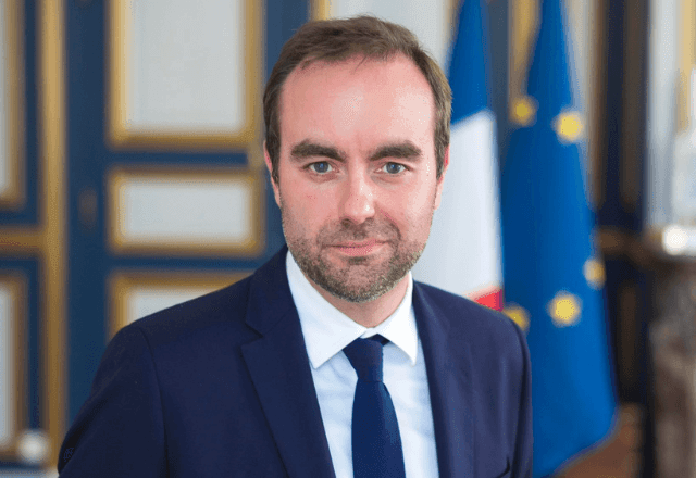 Imagem da noticia Macron nomeia Sébastien Lecornu como novo primeiro-ministro da França