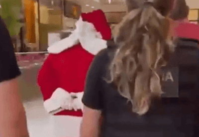 "Papai Noel" é preso em shopping e indiciado por estupro de vulnerável em Santa Catarina "Papai Noel" é preso em shopping e indiciado por estupro de vulnerável em Santa Catarina