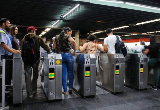 Imagem da noticia Metrô de SP passa a aceitar pagamento com cartões de crédito e débito na catraca; veja passo a passo