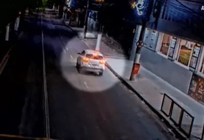 Sargento da PM é preso em Niterói (RJ) com armas de numeração raspada Sargento da PM é preso em Niterói (RJ) com armas de numeração raspada