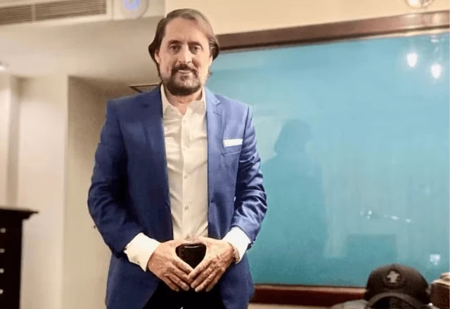 Imagem da noticia Cantor Mauri, irmão de Chitãozinho e Xororó, morre em acidente