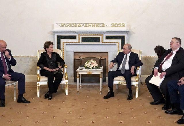 Imagem da noticia Dilma se reúne com Vladimir Putin na Rússia