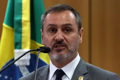 Material da operação que mirou Master já está com peritos indicados por Toffoli, diz diretor-geral da PF Material da operação que mirou Master já está com peritos indicados por Toffoli, diz diretor-geral da PF