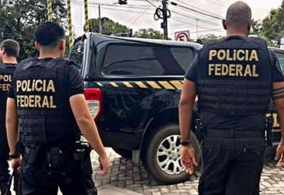 PF investiga venda ilegal de anabolizantes e faz buscas em seis estados PF investiga venda ilegal de anabolizantes e faz buscas em seis estados