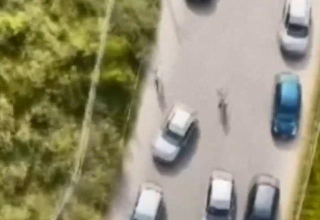 Imagem da noticia Polícia persegue criminosos por 100 km após assalto a shopping