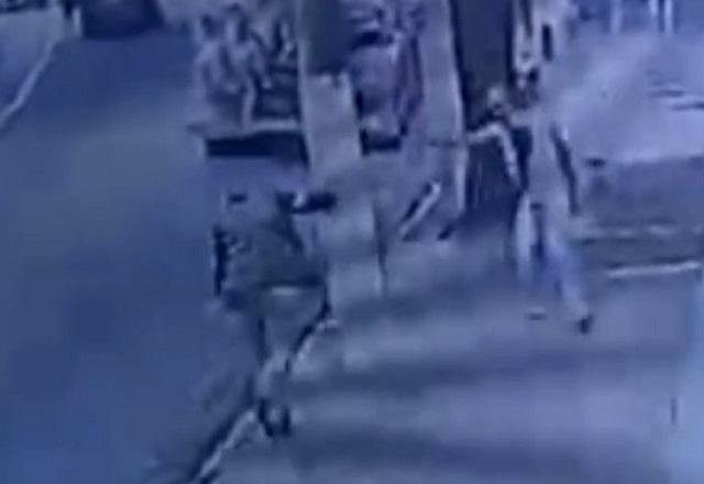 Imagem da noticia Idoso, em moto de luxo, morre baleado em avenida movimentada de SP