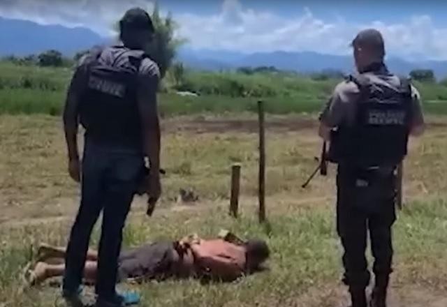 Imagem da noticia Serial killer que enterrava pessoas em cemitério clandestino é preso