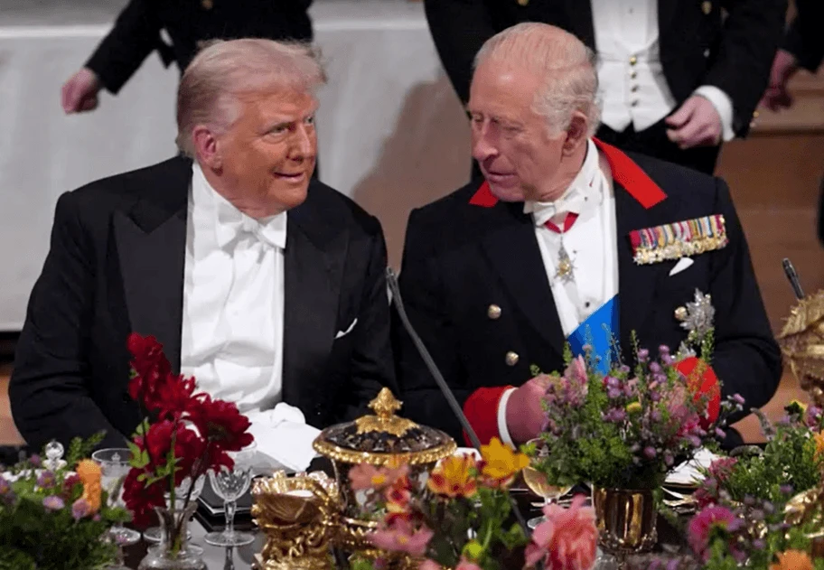 Imagem da noticia Rei Charles visita os EUA em meio à pior crise diplomática entre Washington e Londres