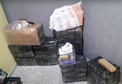 250 kg de maconha são apreendidos em Guarulhos 250 kg de maconha são apreendidos em Guarulhos