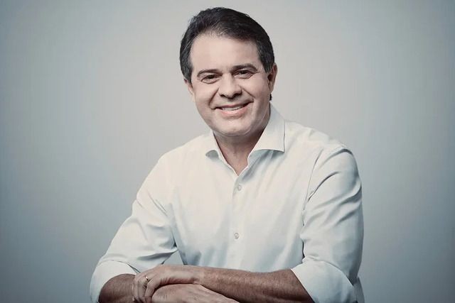 Imagem da noticia Eleições municipais: Evandro Leitão (PT) vota em Fortaleza (CE)