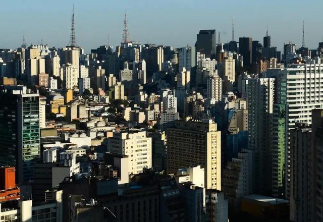 Imagem da noticia Eleitores de São Paulo estão divididos sobre suspensão do X (Twitter)