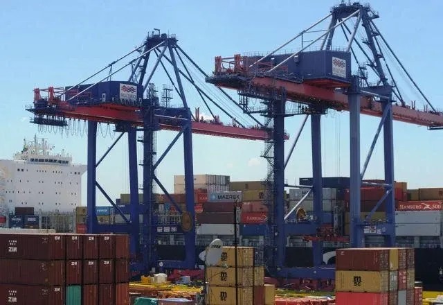 Imagem da noticia Brasil tem superávit de US$ 2,99 bilhões na balança comercial de setembro, diz Desenvolvimento