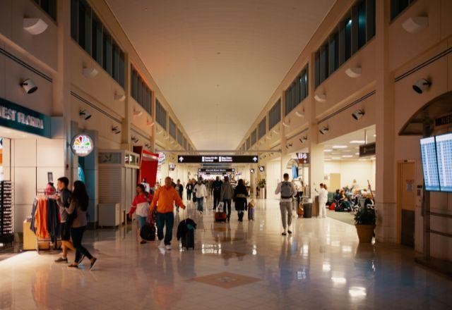 Imagem da noticia Preço médio da passagem aérea registrou aumento de 22% em maio