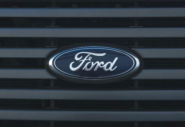 Imagem da noticia Ford reavalia operações e anuncia saída da Rússia