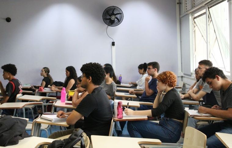 Imagem da noticia "Enem dos concursos": governo faz alterações nos editais do Concurso Público Unificado