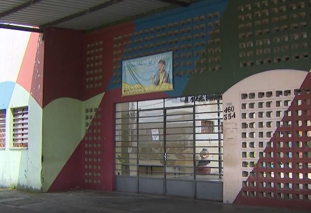 Imagem da noticia Obra em escola de Embu das Artes é paralisada e crianças enfrentam problemas
