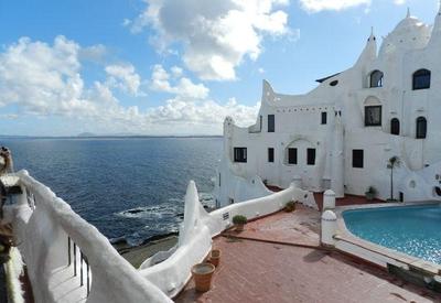 Uruguai anuncia suspensão do estado de emergência sanitária por covid Uruguai anuncia suspensão do estado de emergência sanitária por covid