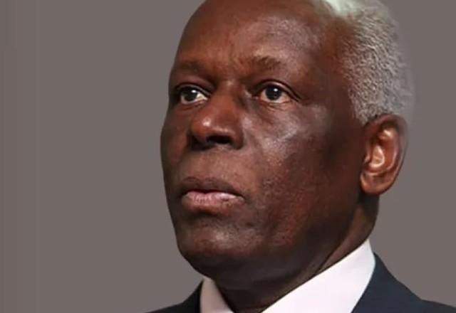 Imagem da noticia Ex-presidente angolano José Eduardo dos Santos morre aos 79 anos