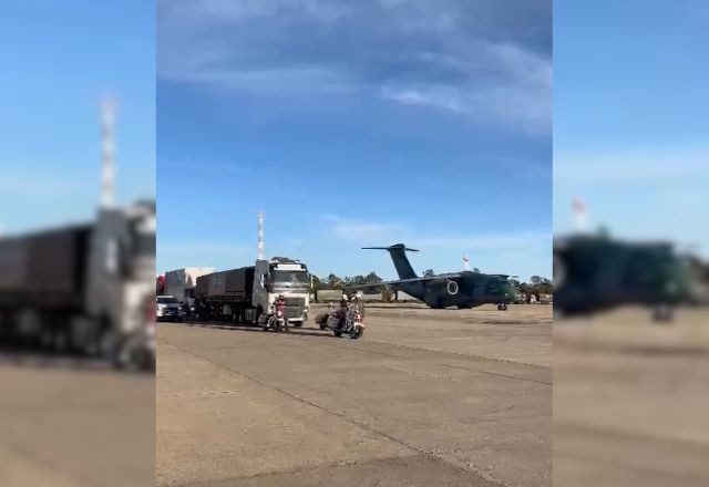 Imagem da noticia FAB e Exército Brasileiro transportam 425 toneladas de doações para o RS