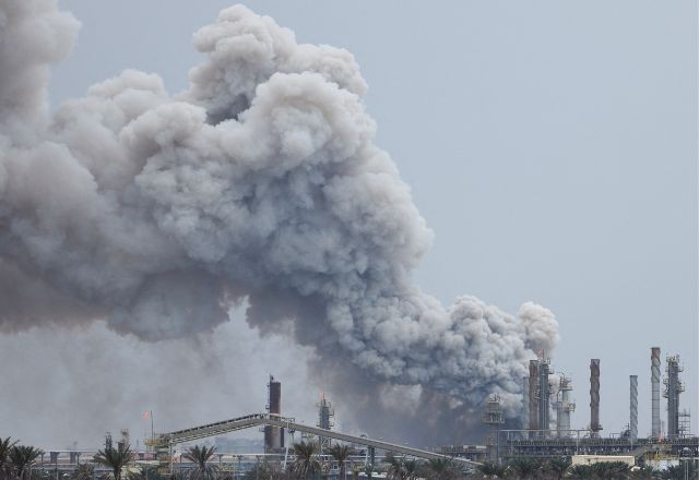 Imagem da noticia Explosão no Bahrein pode ter sido causada por míssil dos EUA