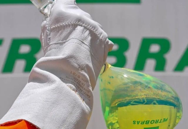 Imagem da noticia Mistura de biodiesel no diesel sobe para 14% a partir desta sexta
