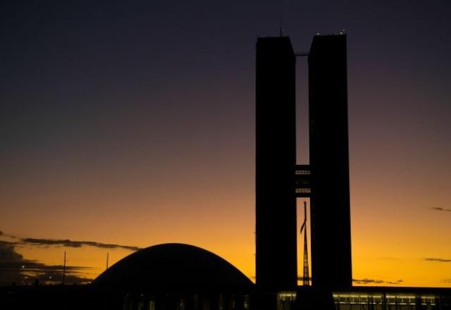 Imagem da noticia Fusão de DEM e PSL abre corrida por vagas no Congresso e nos estados