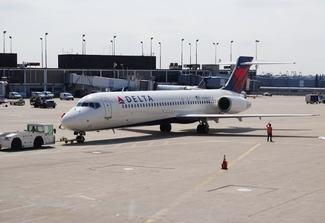 Imagem da noticia Após apagão cibernético e 6 mil voos cancelados, Delta Airlines processa Microsoft e CrowdStrike