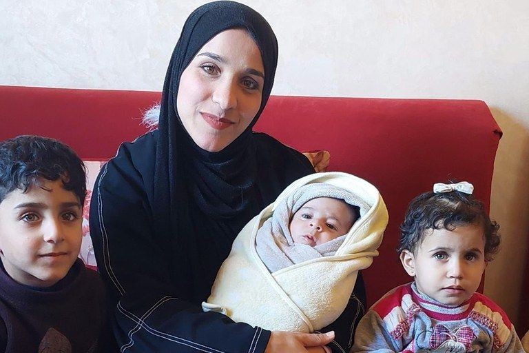 Imagem da noticia Brasileira e três filhos que estavam em Gaza chegam ao Egito