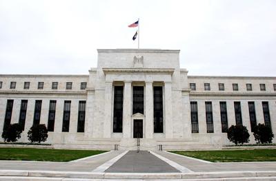 Fed corta juros dos EUA pela terceira vez seguida em 2025; taxa cai para 3,50% a 3,75% Fed corta juros dos EUA pela terceira vez seguida em 2025; taxa cai para 3,50% a 3,75%