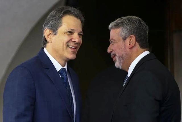 Imagem da noticia Haddad sugere aumentar cashback para mais pobres em vez de isentar carne