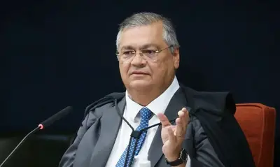 Dino determina que PF investigue indícios de crimes no repasse de emendas Pix Dino determina que PF investigue indícios de crimes no repasse de emendas Pix