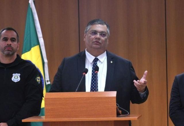 Imagem da noticia Governo vai transferir 13 presos do Amazonas para presídios federais