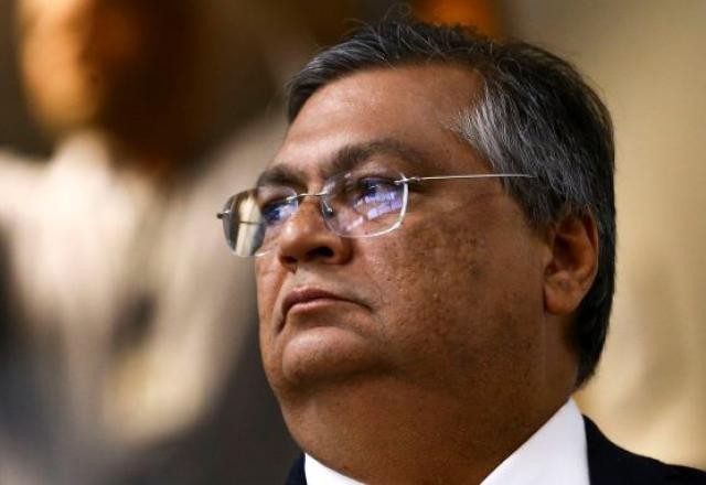 Imagem da noticia "Pessoas tomadas por transe satânico", diz Dino sobre plano golpista