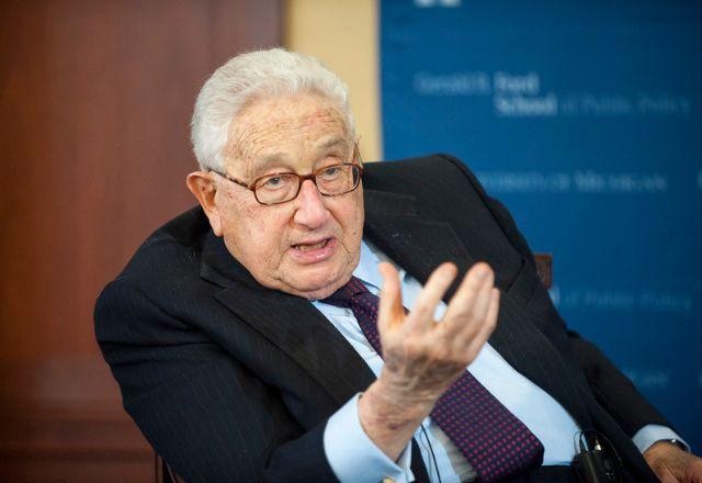 Imagem da noticia Henry Kissinger, diplomata americano e ganhador do Nobel da Paz, morre aos 100 anos