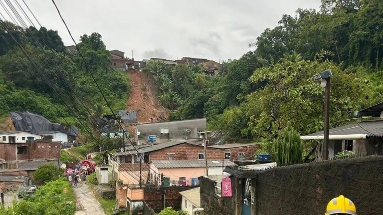 Imagem da noticia Pernambuco decreta situação de emergência em 27 municípios após fortes chuvas