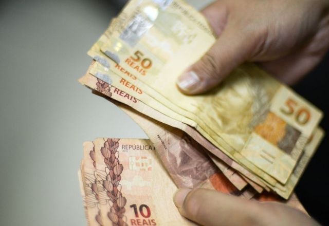 Imagem da noticia Bancos liberam segundo lote do pagamento do PIS/Pasep; veja quem recebe