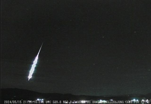 Imagem da noticia Meteoro é visto cruzando o céu de Santa Catarina