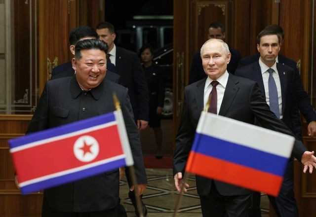 Imagem da noticia Coreia do Norte promete "apoio total" à Rússia em guerra contra Ucrânia