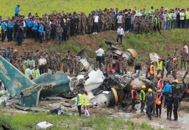 Imagem da noticia Avião cai após decolar e deixa 18 mortos no Nepal