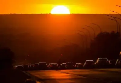 Com previsão de 40°C, SP pode ter novo recorde de calor nesta segunda (1º) Com previsão de 40°C, SP pode ter novo recorde de calor nesta segunda (1º)