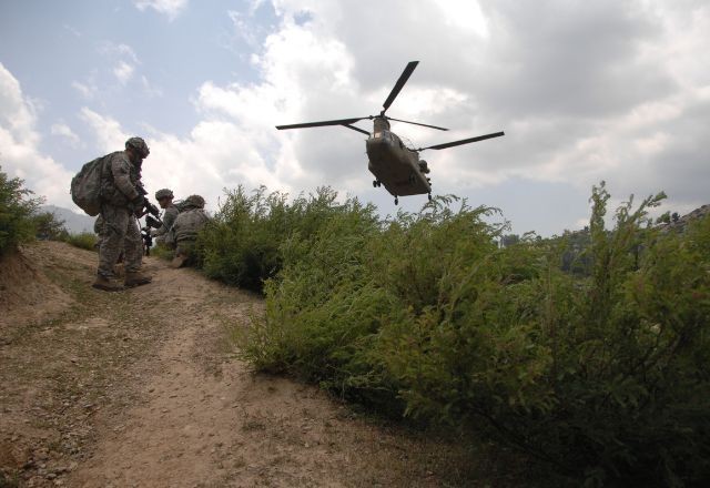 Imagem da noticia Trump diz que usará militares para deportações em massa