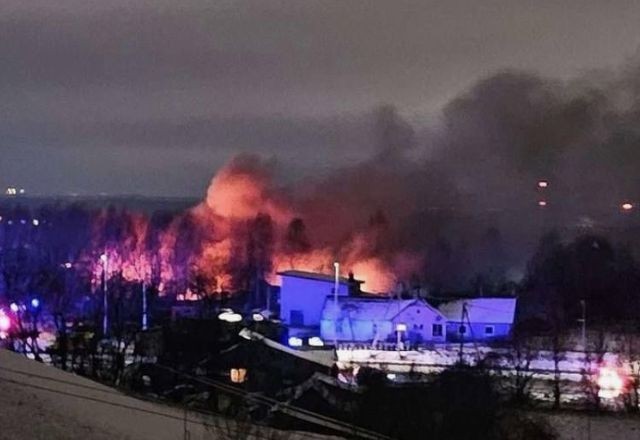 Imagem da noticia Avião de carga atinge casa e deixa um morto na Lituânia