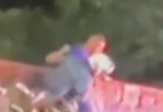 Imagem da noticia PM é flagrado jogando homem de ponte na zona sul de São Paulo