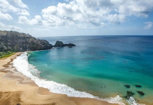 Imagem da noticia Taxa para visitar Fernando de Noronha tem reajuste e passa a custar R$ 101 por dia