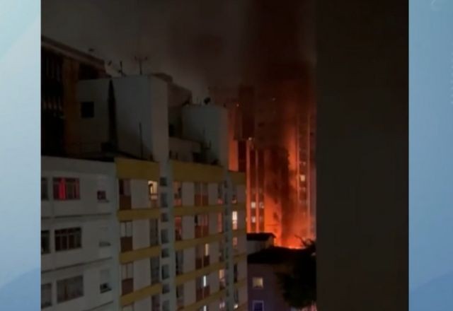 Imagem da noticia Incêndio atinge pensão no centro de São Paulo