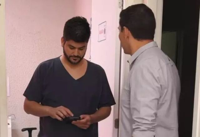 Imagem da noticia Médico “fantasma” que teria recebido R$ 60 mil sem trabalhar é demitido em Valinhos (SP)